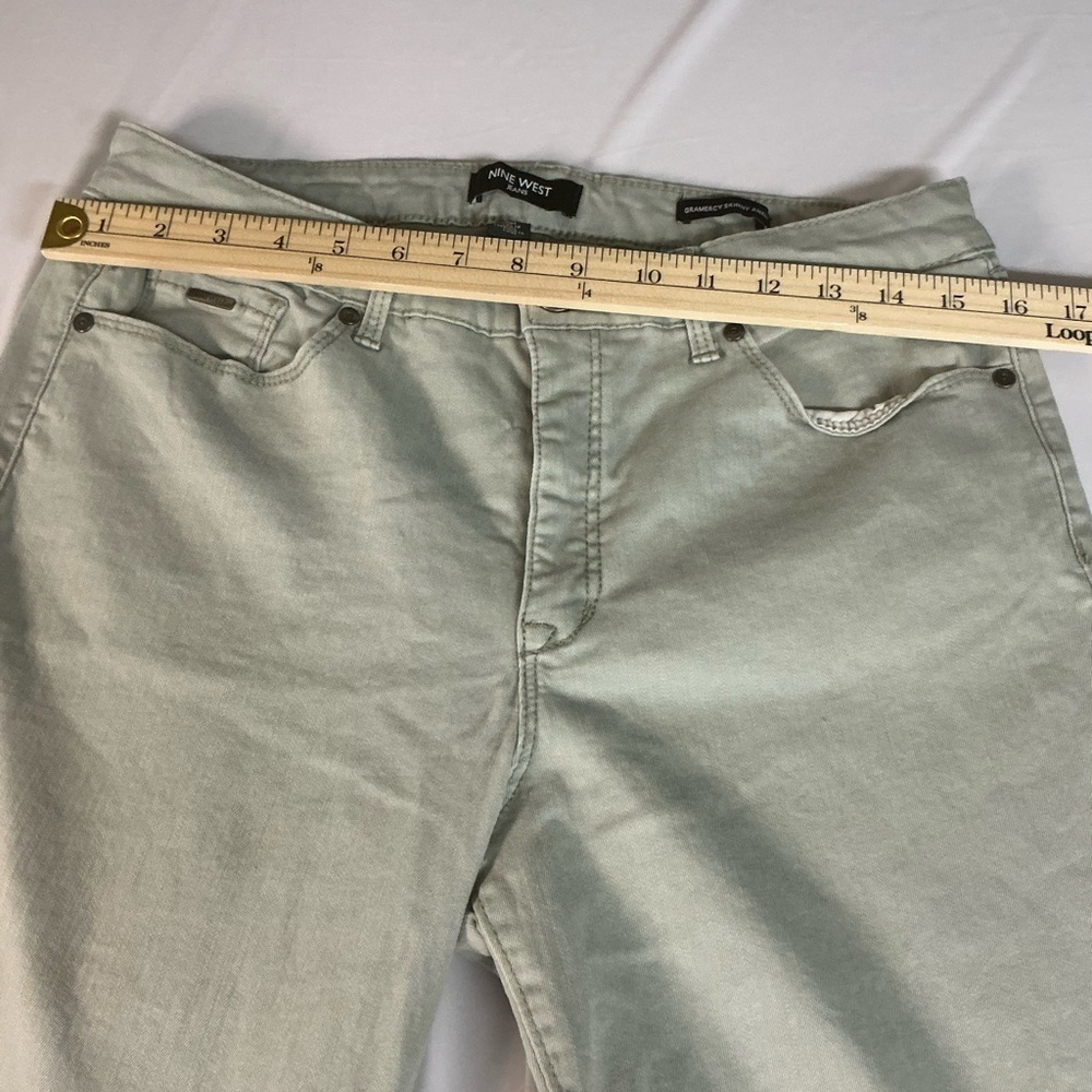 Nine West Women's Soft Gray‎ Straight Leg Jeans - Picture 9 of 15